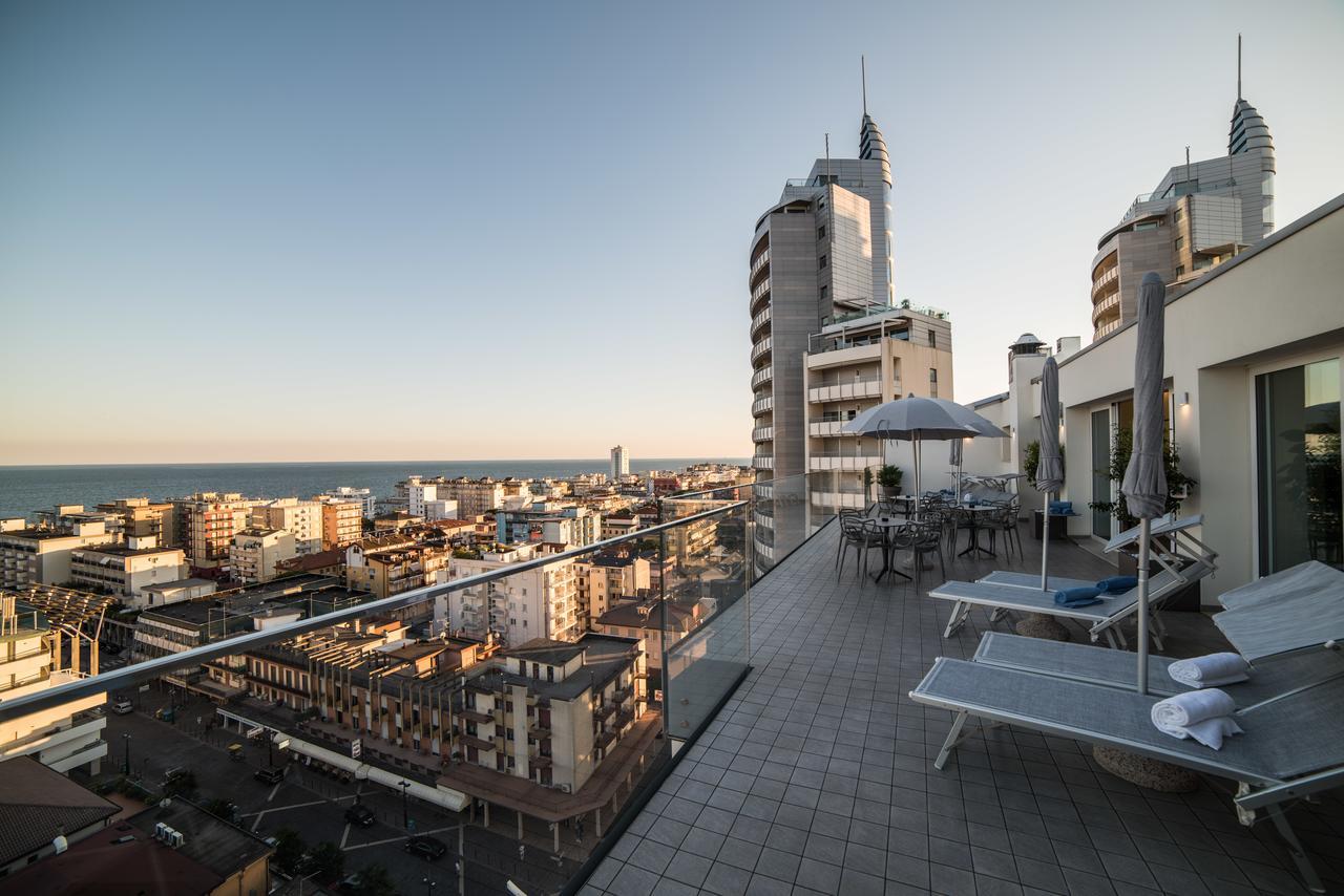 Hesperia Hotel & Residence Lido di Jesolo Exterior photo