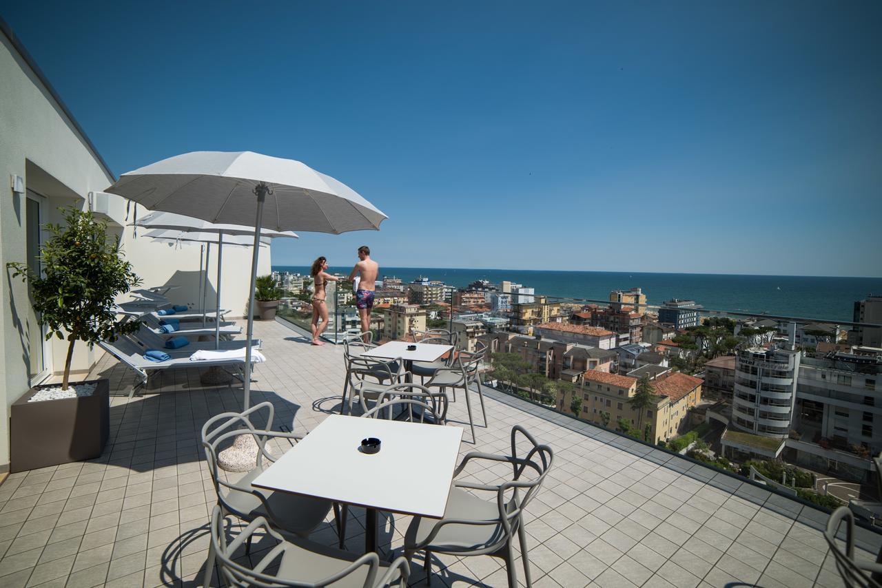 Hesperia Hotel & Residence Lido di Jesolo Exterior photo